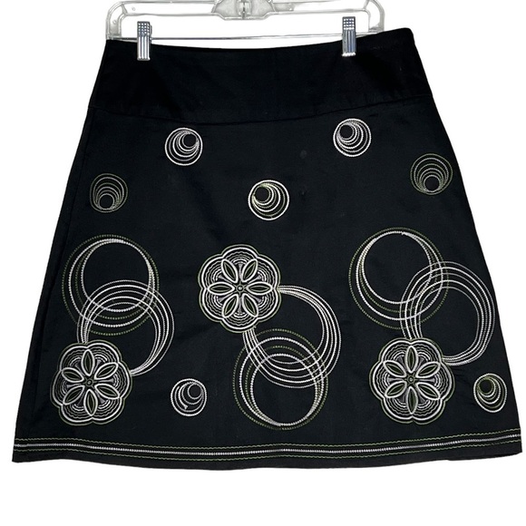 HEART SOUL Floral Embroidered Spiral Skirt Juniors Size 9 - Picture 8 of 12